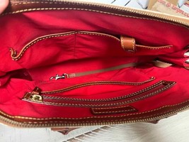 Dooney & Bourke Beautiful White Ostrich Zip Satchel~Great Condition image 2
