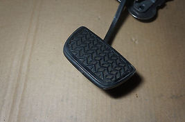 2000-2005 TOYOTA CELICA GT GT-S AUTOMATIC TRANS BRAKE PEDAL A/T GTS OEM image 2