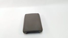 Center Console Lid Only OEM 2014 Buick Enclave  - $547.82 MXN