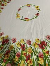 Vintage Vera Neumann Signed Round Cotton/Polyn Floral Tablecloth Daffodi... - $49.22