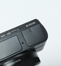 Sony Cyber-shot DSC-RX100M7 Compact Digital Camera  image 9