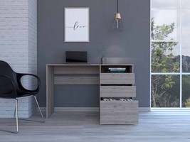 47" Light Gray Computer Desk With Three Drawers - $4,786.51 MXN