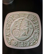 Vintage Hutchson Molds - Red Wing MN - Green Aztec Design Plate/Tray - $82.04 CAD