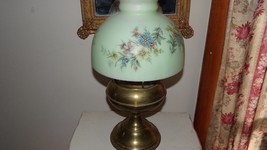 VINTAGE BRASS OIL LAMP WITH FENTON SHADE TEXTERED BLUE FLOWERS MINT GREE... - $88.78