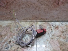 TELEMECANIQUE SAFETY SWITCH UNIT XCS-PL XCSPL761 500V CNC EDM - $58.19