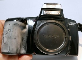 Minolta Maxxum 5000i 35mm SLR Film Camera body only - $32.59