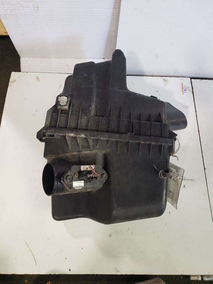 Air Cleaner Fits 98-00 SIENNA 1404204*** SAME DAY SHIPPING *** Item image 6