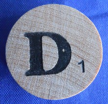 WordSearch Letter D Tile Replacement Wooden Round Game Piece Part 1988 Pressman - $3.22