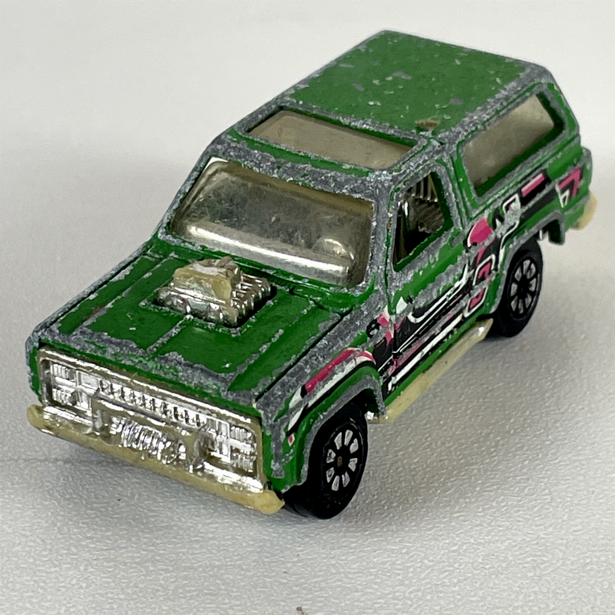 Full-size item image