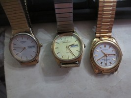 3 vintage Men&#39;s Quartz Watches Bulova Caravelle Armitron Day Date Goldtone - £22.24 GBP