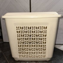 Vintage Rubbermaid Hamper Tulip design beige  model 2787 - £29.31 GBP