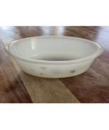 Glasbake 8&quot; Atomic Starburst Milk Glass Casserole Dish J-2429 - $194.12 MXN