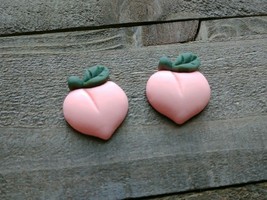 2 Resin Peach Cabochons Slime Charms Fruit Orchard Flat Back Georgia - £2.79 GBP