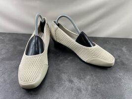 Comfort-Well by Beacon Heels Women 9 M  Shoes Beige Faux Leather Slip On... - $19.62