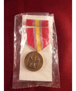NEW IN PACKAGE NATIONAL DEFENSE SERVICE MEDAL AND RIBBON SET SI 1245 - £19.10 GBP