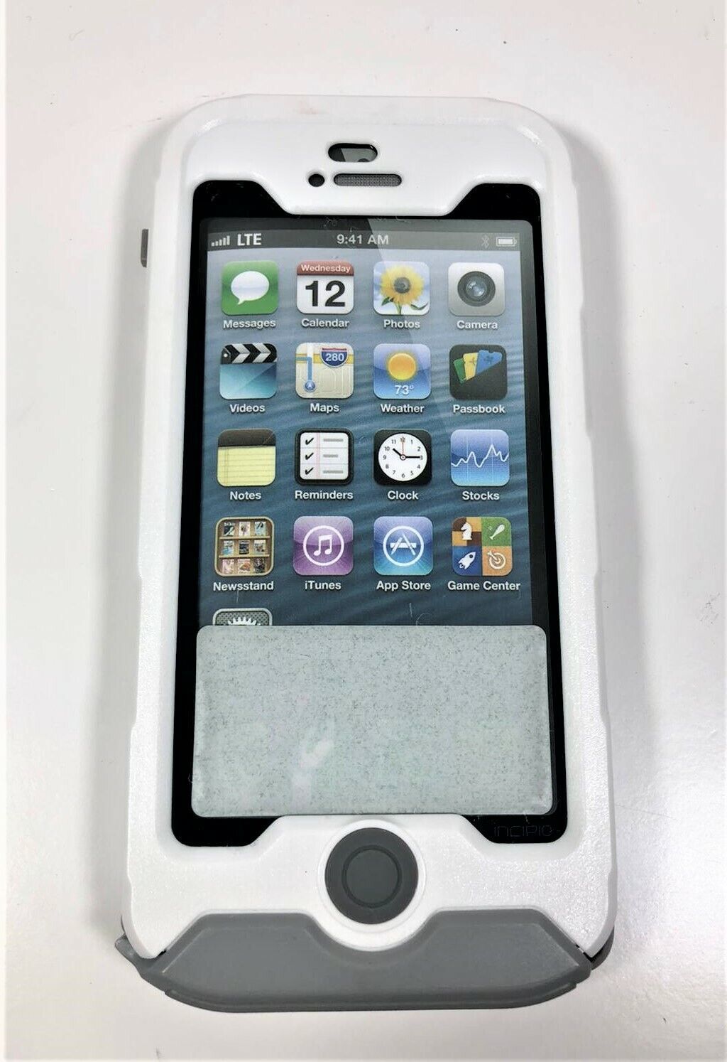 IPHONE 5 Funda Rígida en Blanco Y Gris - $8.89