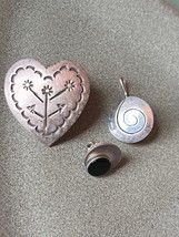 Lot of Unmarked &amp; Sterling Marked Silver Large Stamped Heart Small Round w Black - £11.86 GBP