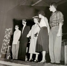 1954 Real Photo The Florist Shop Play Theater Final Act Union Officers E88A - $54.84 CAD