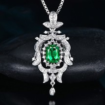 Vintage Oval Imitated Emerald Pendant Necklaces For Women Exquisite Silver Color - £13.41 GBP