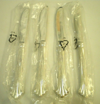 ROYAL PLUME Rogers/International Silver Plated 4 DINNER KNIVES (New In P... - $16.99