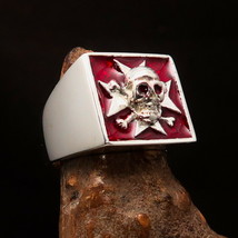 Nicely crafted Men&#39;s Pirate Skull Ring red Maltese Cross - Sterling Silver - £64.84 GBP