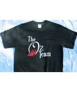 The OZ Team T-Shirt in men&#39;s size large made by Gildan in Nicaragua - £14.18 GBP