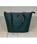 NWT Forest green Guess purse - £51.47 GBP