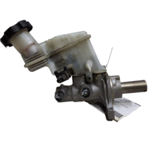 12 13 Kia soul master cylinder OEM - $719.65 MXN
