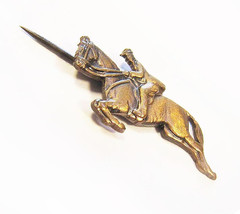 Elegant Little Vintage Jumping Horse Equestrian Hat/Lapel Stick Pin - £15.81 GBP