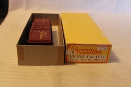 HO Scale Accurail, 40&#39; Box Car, Union Pacific, Tuscan Red, #474255 - 301... - £23.46 GBP