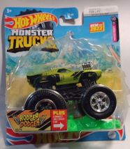 Hot Wheels Monster Trucks RODGER DODGER 63/75 New for 2022 Twisted Tredz... - $11.67