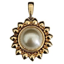 Nolan Miller Vintage Sunflower Necklace Pendant - $18.50