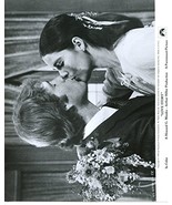 Ali MacGraw Ryan O&#39;Neal Original Vintage 8x10 Photo #T3588 - £10.17 GBP