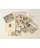 VINTAGE ASSORTED COLLECTIBLE STAMPS AND COINS FAST SHIPPING - €192,58 EUR