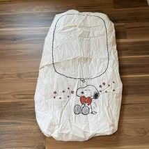 Pottery barn kids peanuts Snoopy Baby crib sheet with hearts - $280.83 MXN
