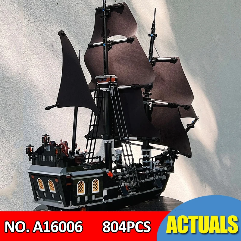 Pirates Of The Caribbean Ship Black Pearl Sailboat Building Block Bricks MOC - £49.00 GBP