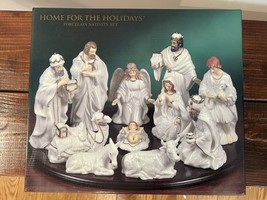 New Porcelain Christmas Nativity Vintage Home For The Holidays 12 Figures - £31.14 GBP
