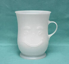 Vintage 1980s Kool Aid Man plastic cup white plastic mug with smiling fa... - $6.00