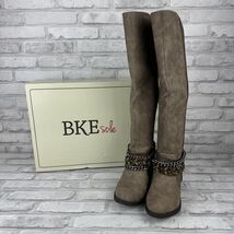 BKE Sole Womens Jakar Boots Grey Distress SM Boots Size 5M New In Box - $65.09
