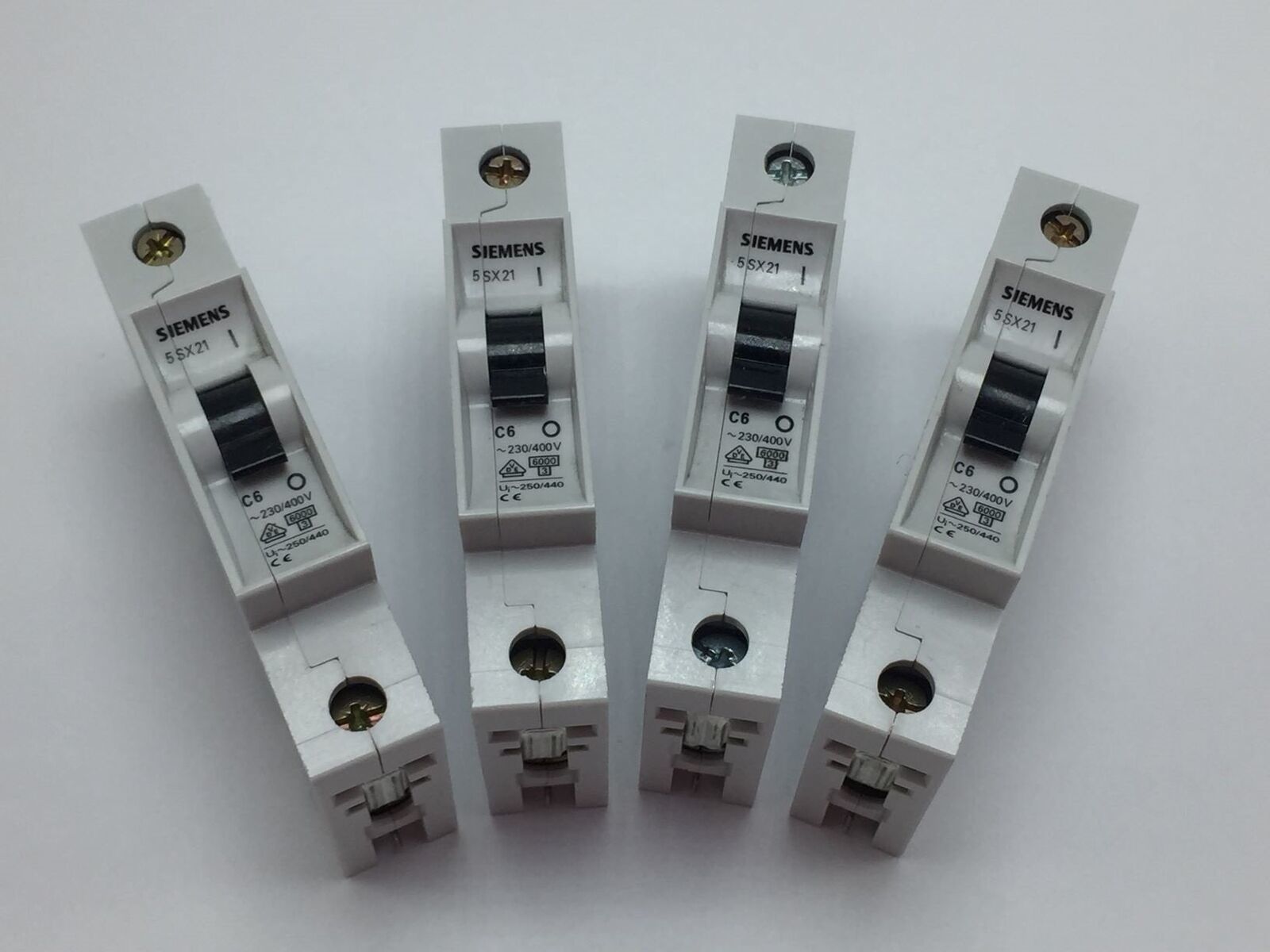 SIEMENS 5SX21-C6 CIRCUIT BREAKER 6A 230/400V 1 POLE C-CURVE LOT OF 4 PN#... - $8.00
