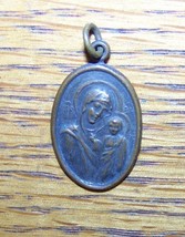 Vintage Monh Bora O Haeb Catholic Medal Blessed Mother Baby Jesus Mary - £19.92 GBP