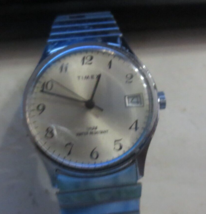 vintage Timex men&#39;s manual wind Date Watch works missing case - $9.49