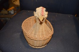 Large Vintage Wicker Chicken Basket, 9” tall - £19.97 GBP