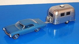 GreenLight Hitch &amp; Tow Loose 1967 Chevrolet Impala Sedan &amp; Airstream 16&#39; Bambi - £9.46 GBP