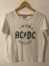 ACDC Women’s Size XL White Short Sleeve Crew Neck Lightweight Casual T-S... - $4.99