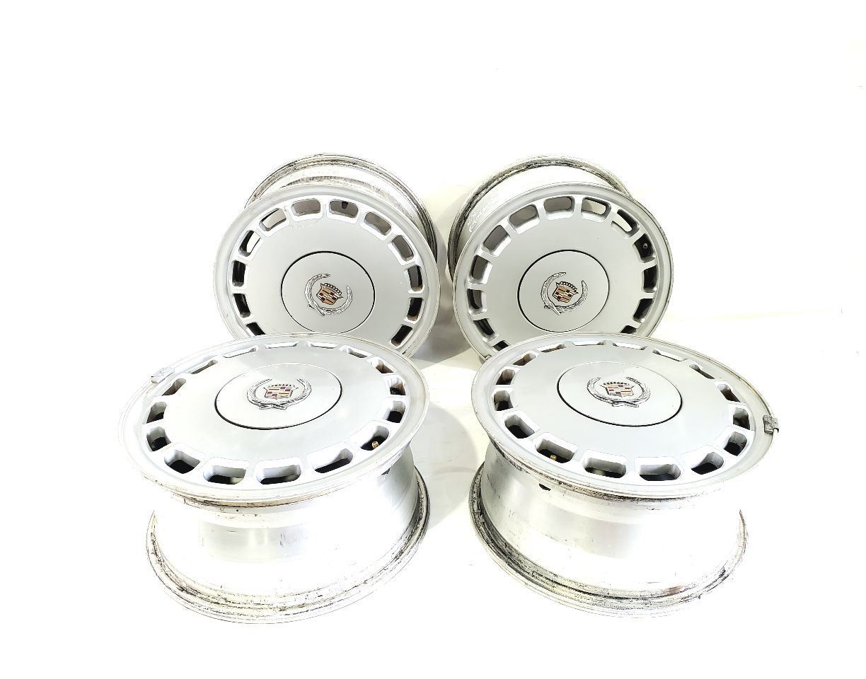1987 1988 Cadillac Allante OEM Set Of 4 Wheel Rim 15x7 With Caps Aluminum  - $402.19