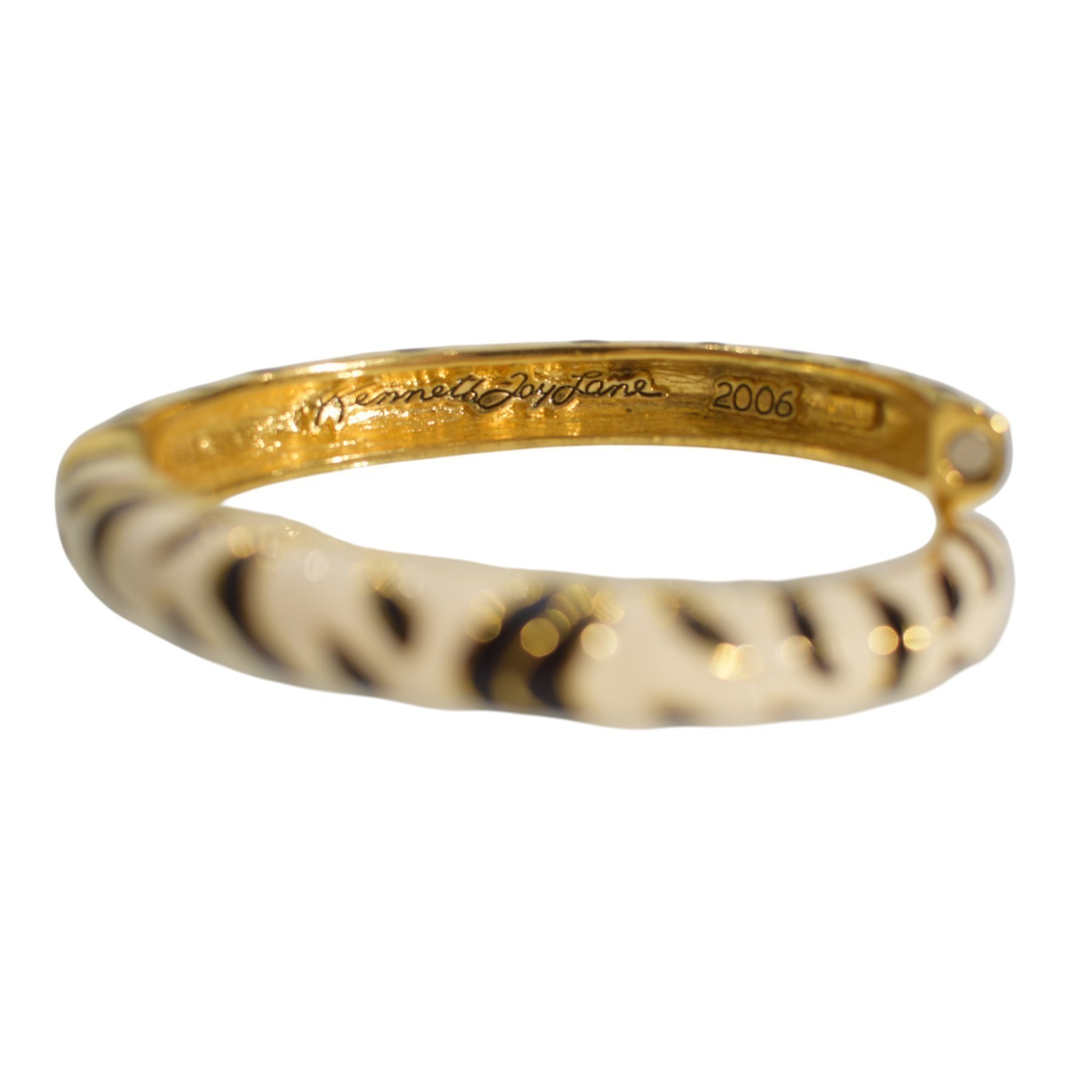 KENNETH JAY LANE Enamel Cuff Bracelet in zebra print black and white Item image 4