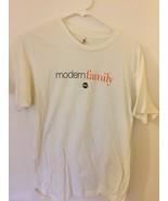 Preowned ABC Modern Family Men&#39;s Medium T-Shirt - $13.52 CAD