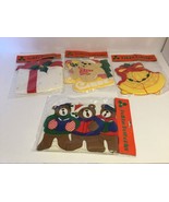 Vintage NOS Christmas Holiday Potholders Includes four different pothold... - £23.36 GBP