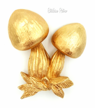 Napier Vintage Brooch 1970s Mushroom Retro Pin and Published Book Piece - £28.06 GBP
